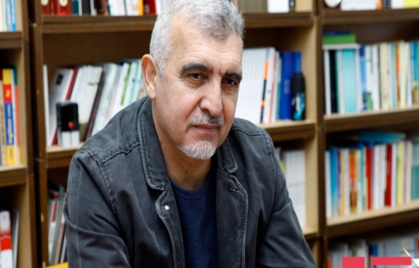 Rasim Qaracadan yeni kitab gəlir  - Foto