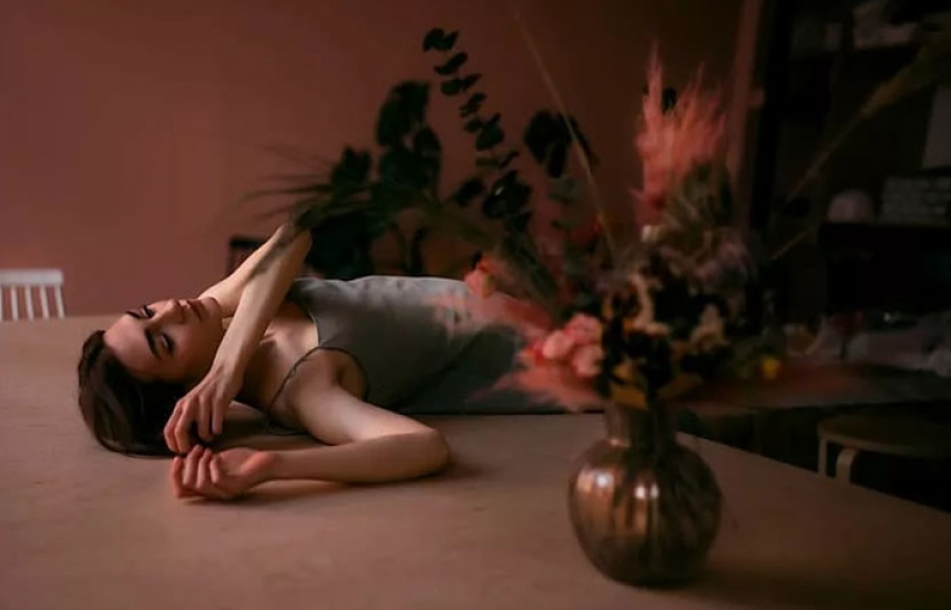 Bir qadını necə sevməli?   - Yeni şeir