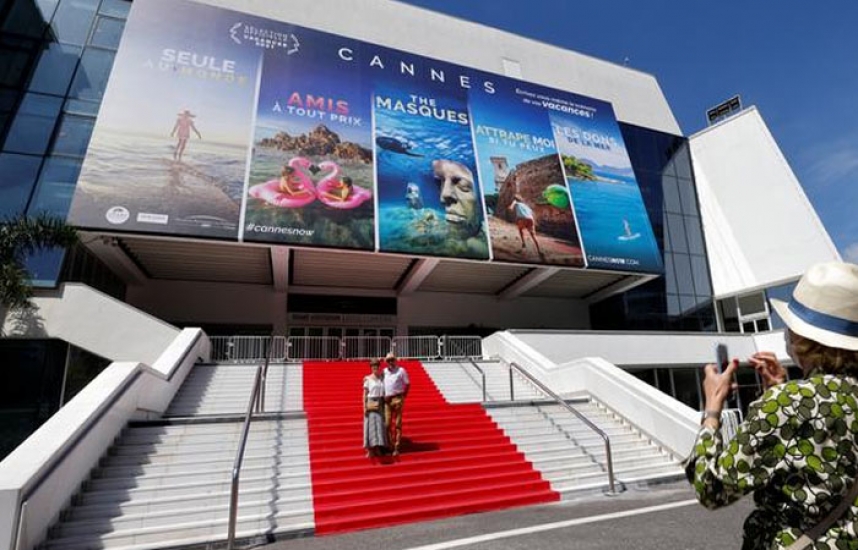 20 yerə 2200 film təqdim olunub 