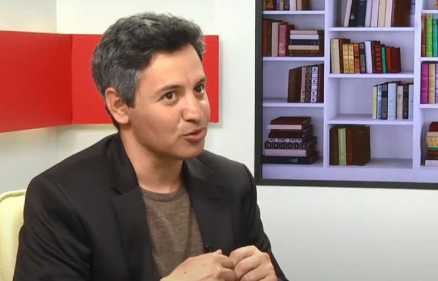 Aqşin Yeniseyin yeni romanı çap olunub  - Foto