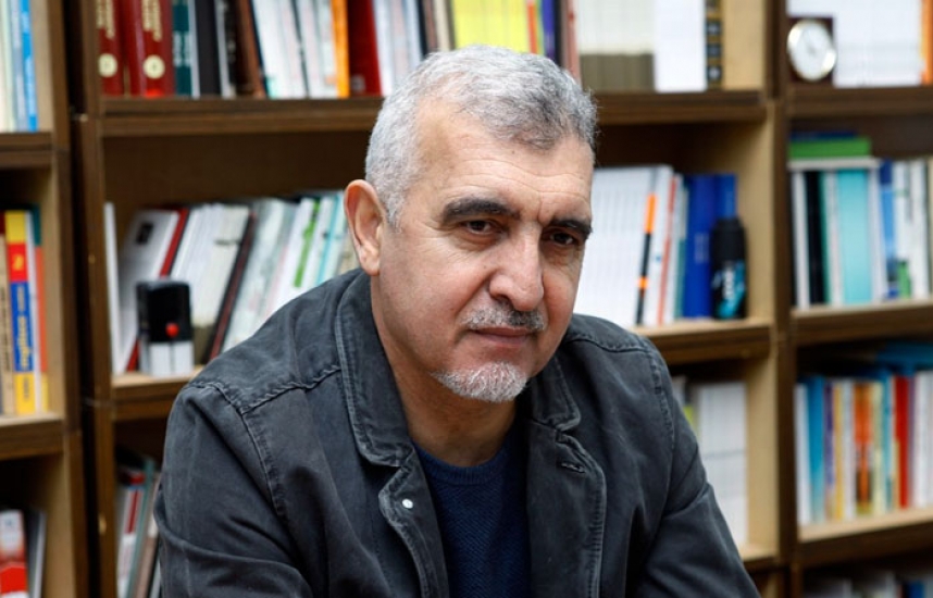 Kəramət səmimiyyətini harada itirir   - Rasim Qaraca yazır...