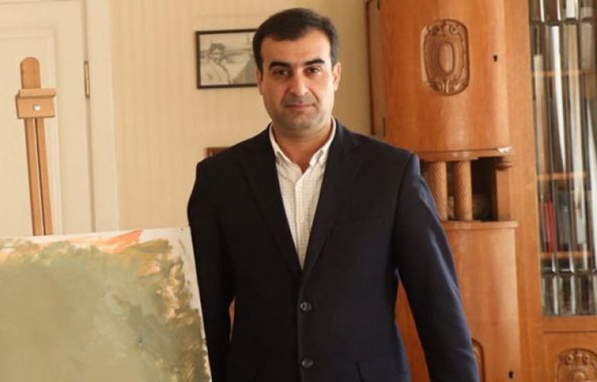 Son bahar addım-addım sürünür bağa sarı    - Yeni şeirlər